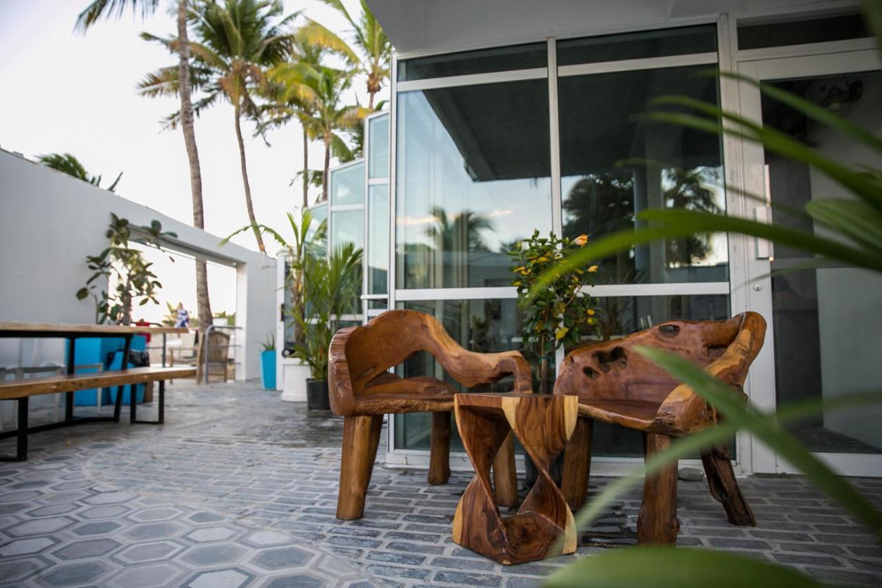 Numero Uno Beach House Сан-Хуан Экстерьер фото