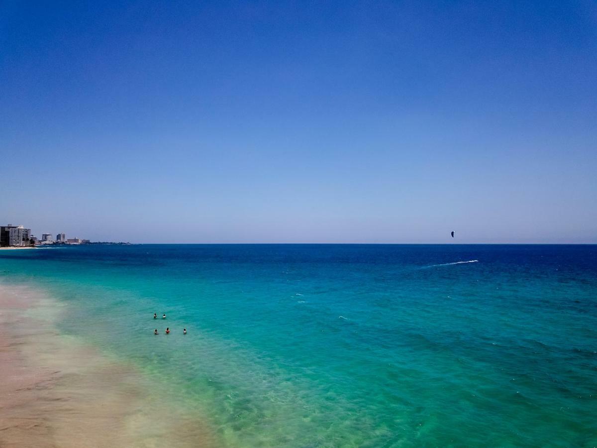 Numero Uno Beach House Сан-Хуан Экстерьер фото